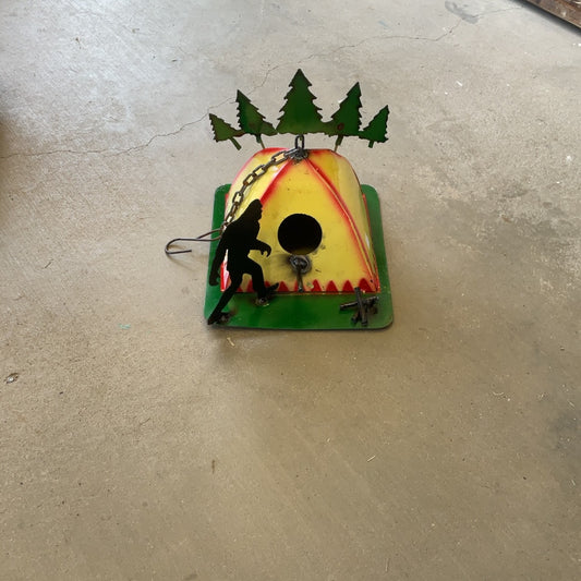 Bigfoot birdhouse